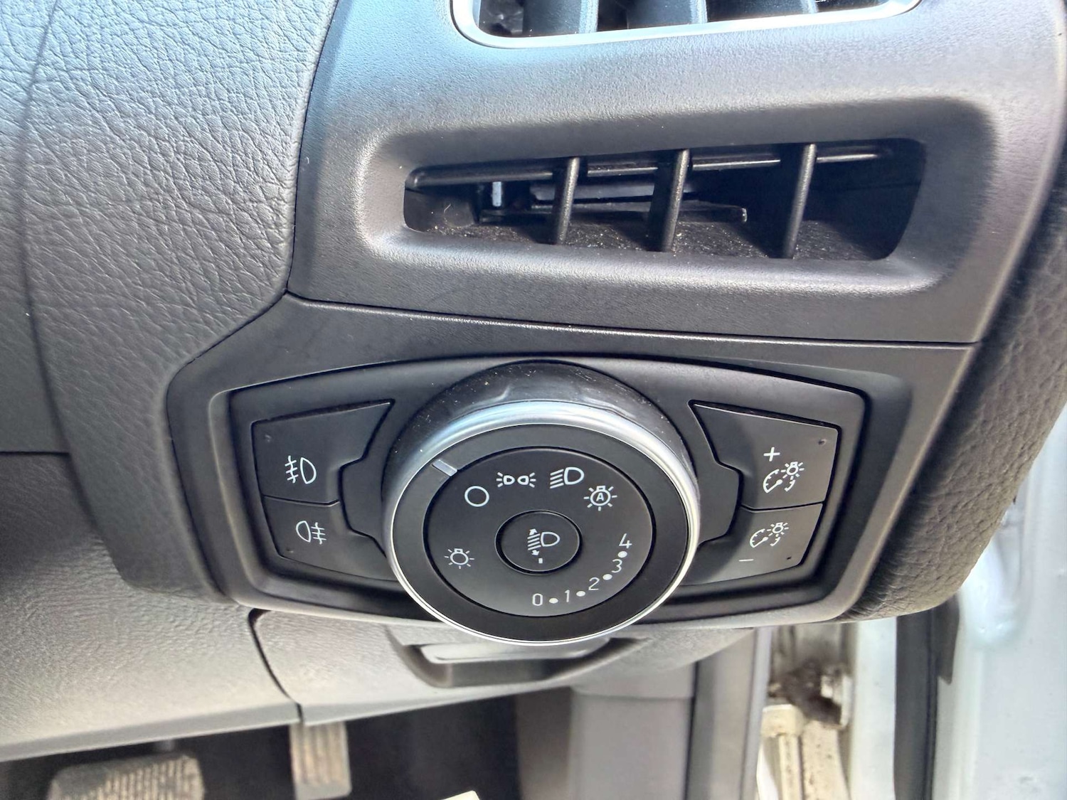 Used Ford Focus 2015 for sale - 78167910: Photo 17