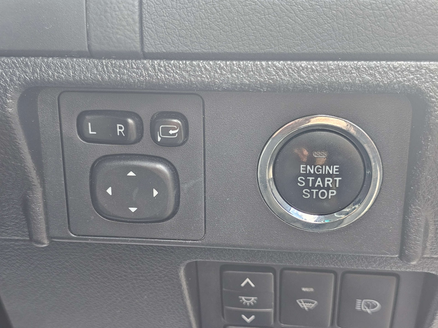 Used Toyota Land Cruiser 2010 for sale - 76724009: Photo 19