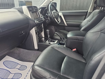 Used Toyota Land Cruiser 2010 for sale - 76724009: Photo