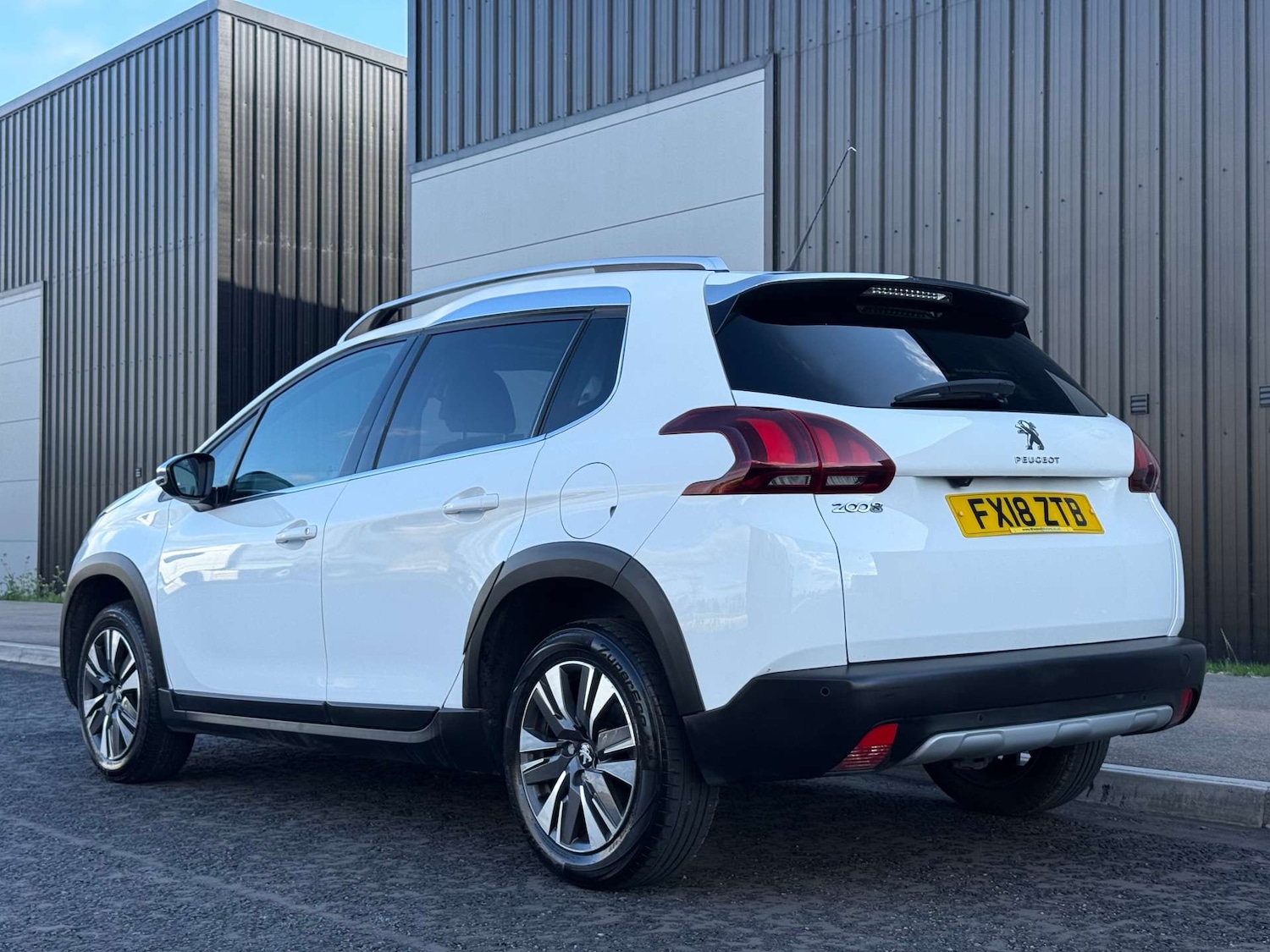 Used Peugeot 2008 2018 for sale - 76172791: Photo 4