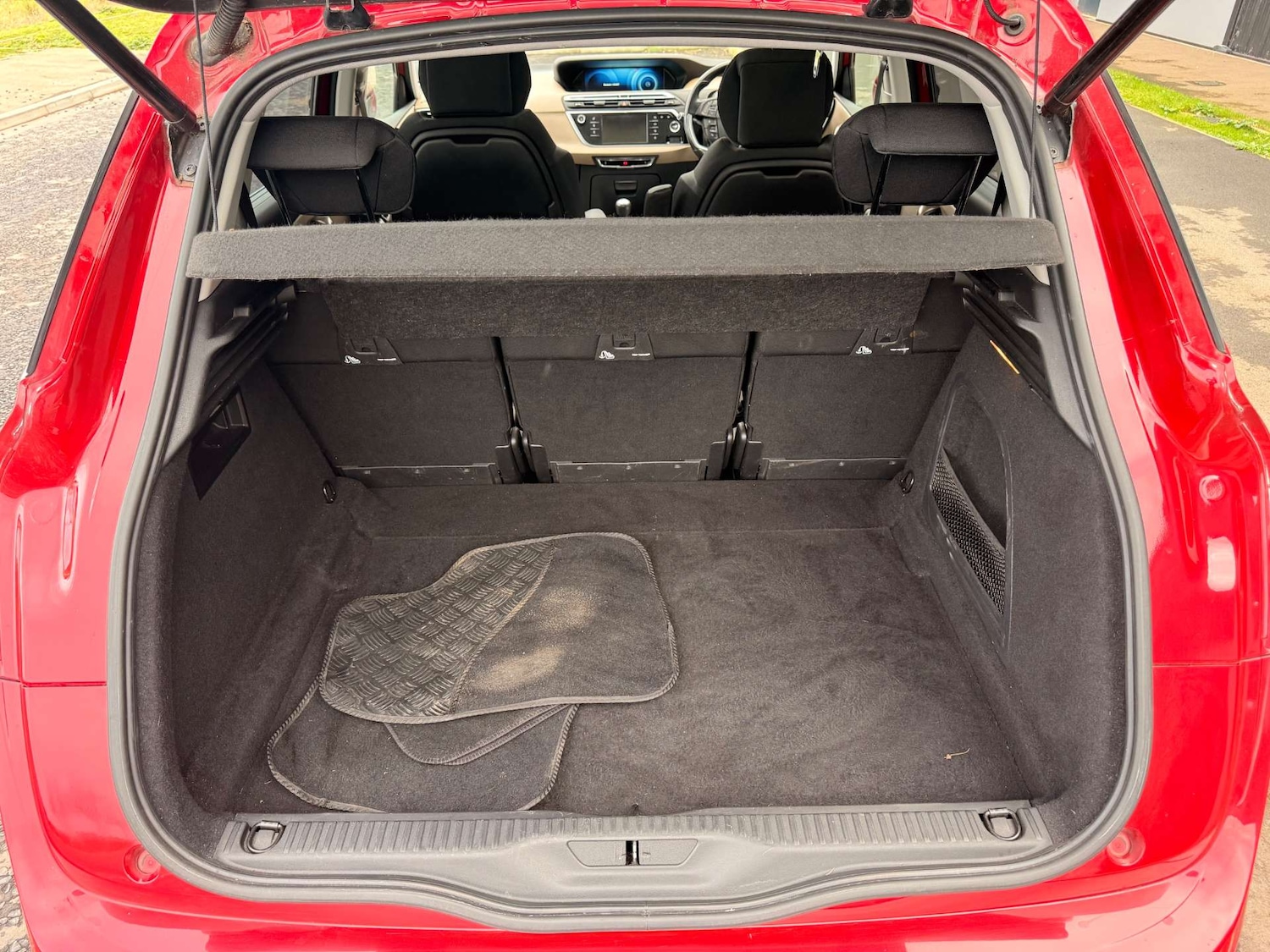 Used Citroen C4 Picasso 2015 for sale - 76274211: Photo 26