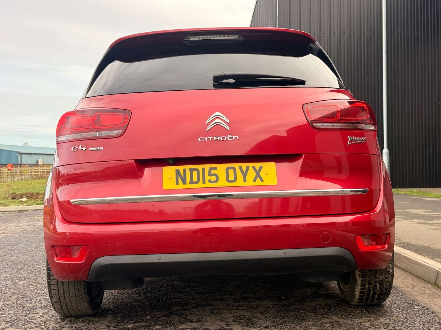 Used Citroen C4 Picasso 2015 for sale - 76274211: Photo 8