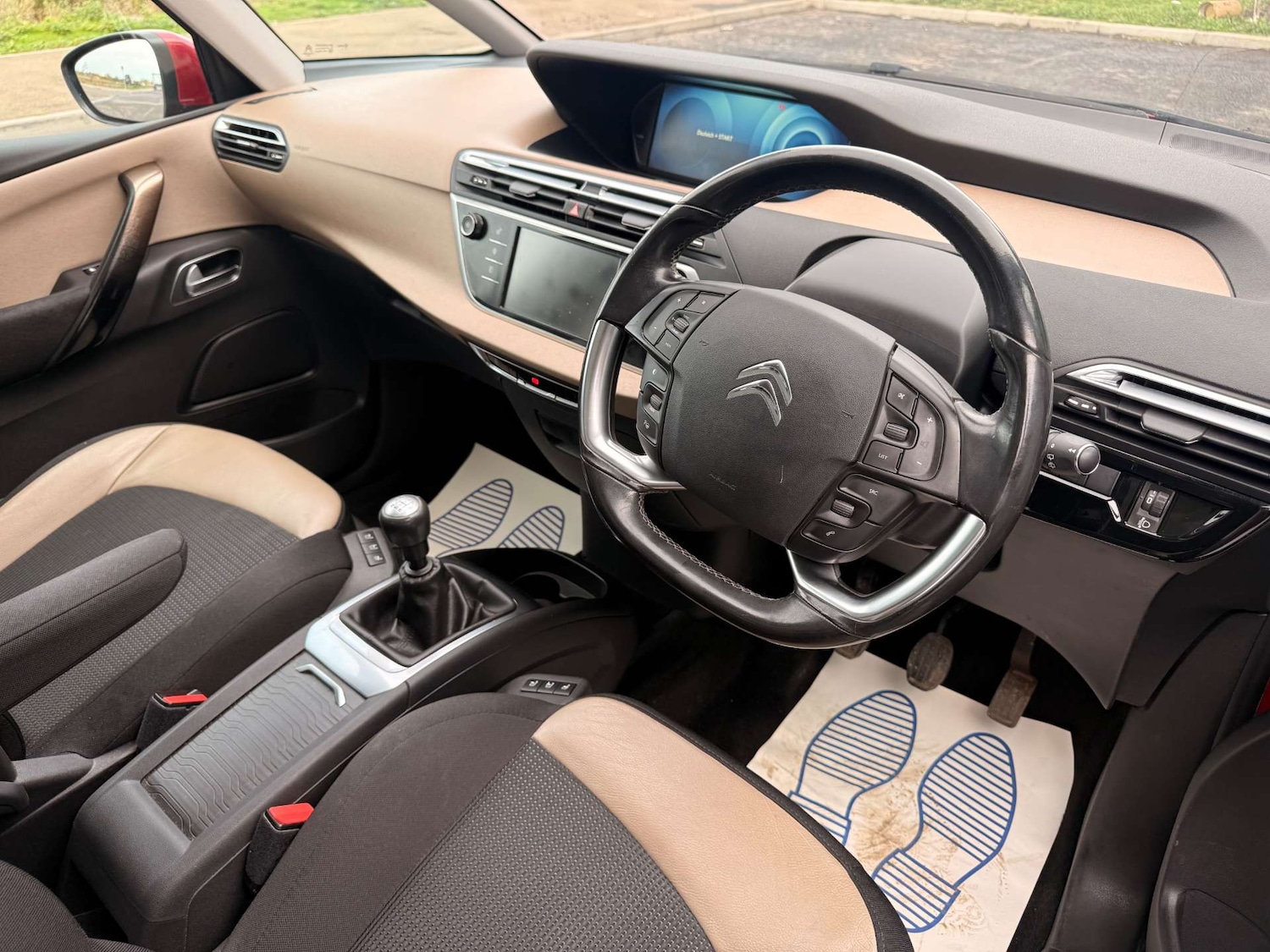 Used Citroen C4 Picasso 2015 for sale - 76274211: Photo 9