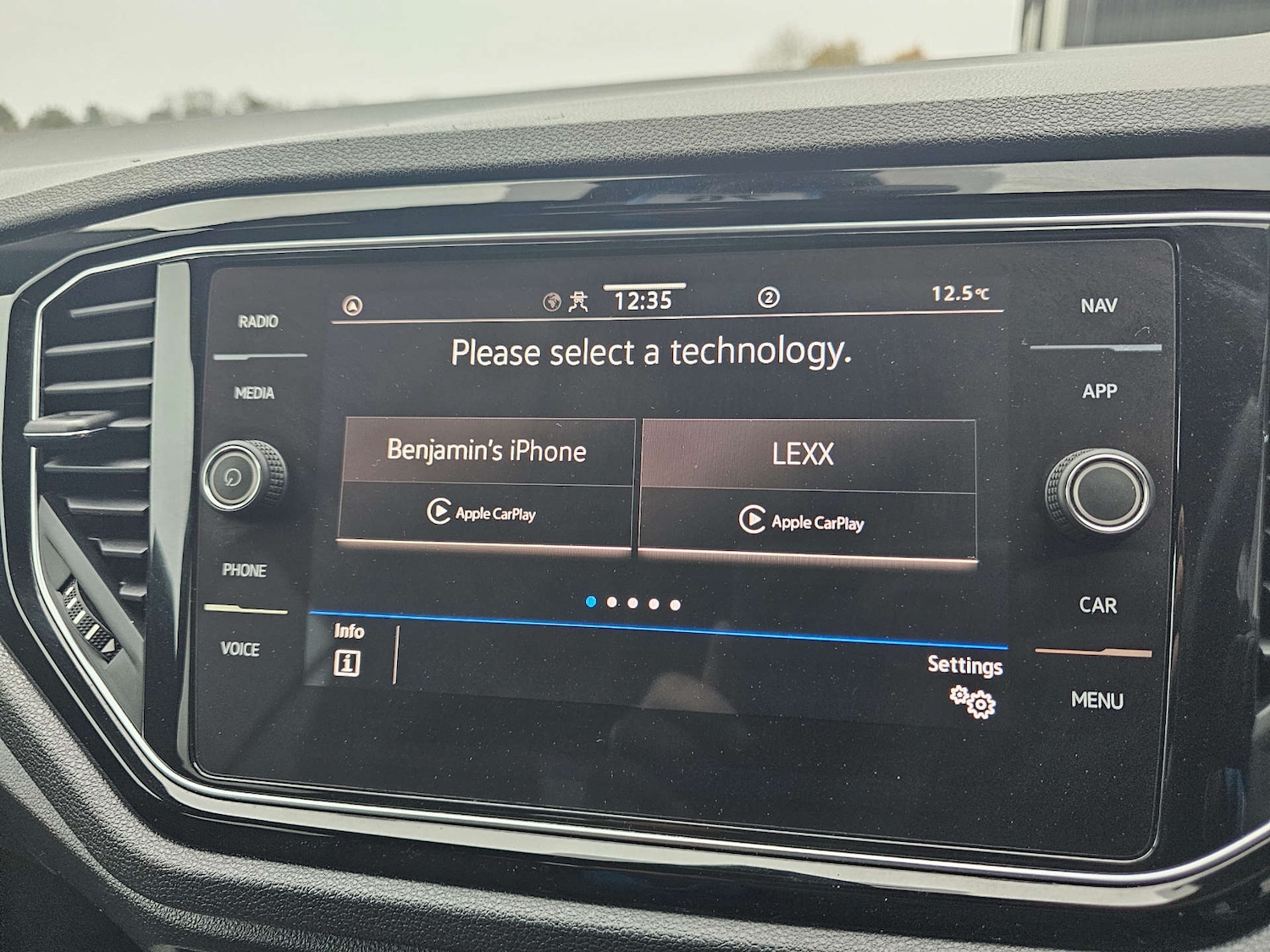 Used Volkswagen T-Roc 2021 for sale - 76356017: Photo 15