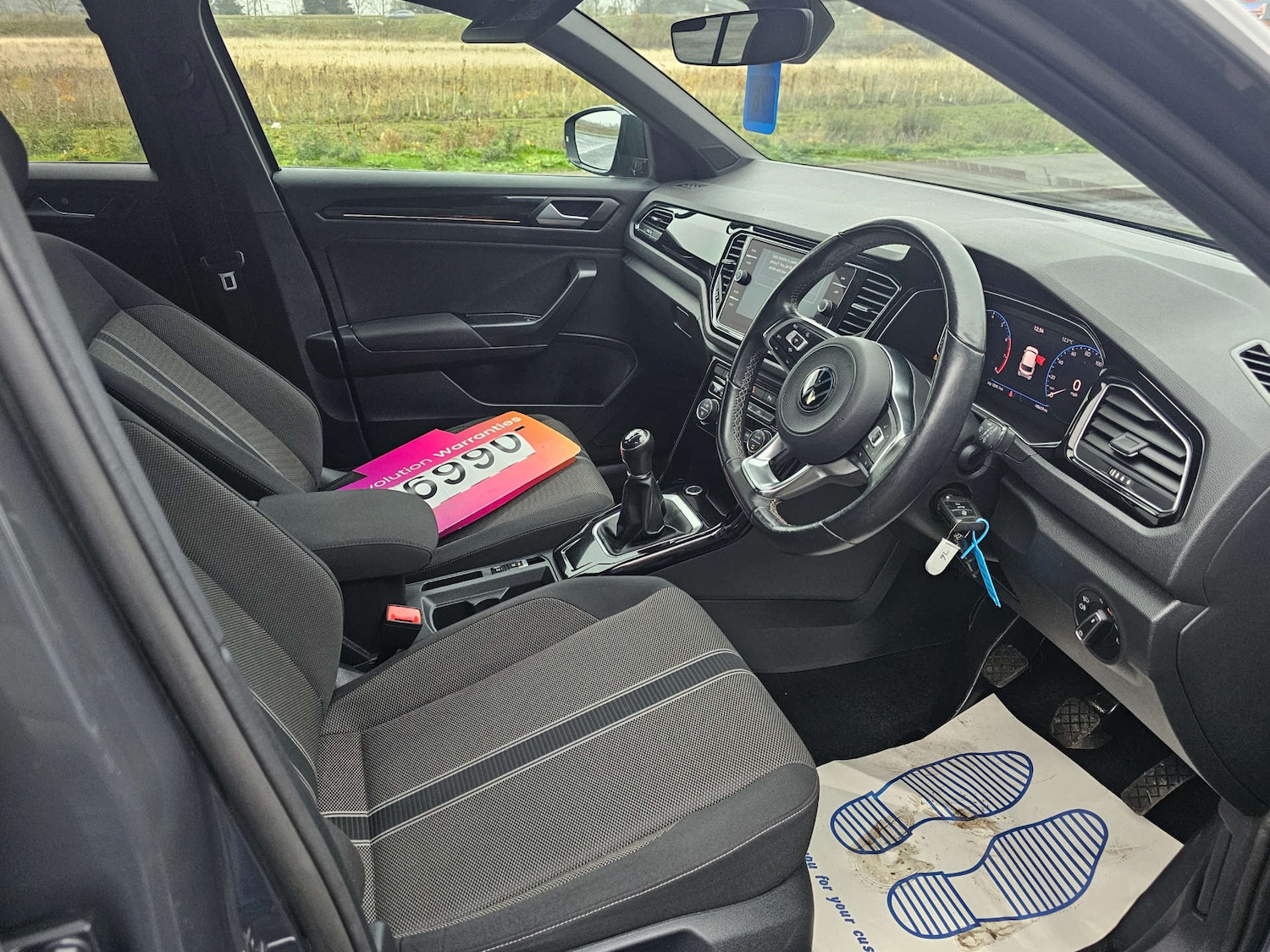 Used Volkswagen T-Roc 2021 for sale - 76356017: Photo 8