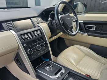 Used Land Rover Discovery Sport 2015 for sale - 74634696: Photo