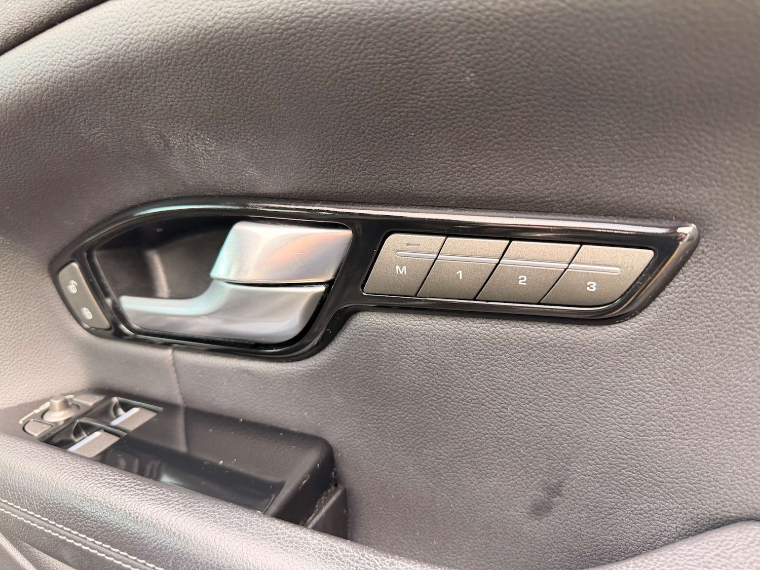 Used Land Rover Range Rover Evoque 2018 for sale - 77502060: Photo 21