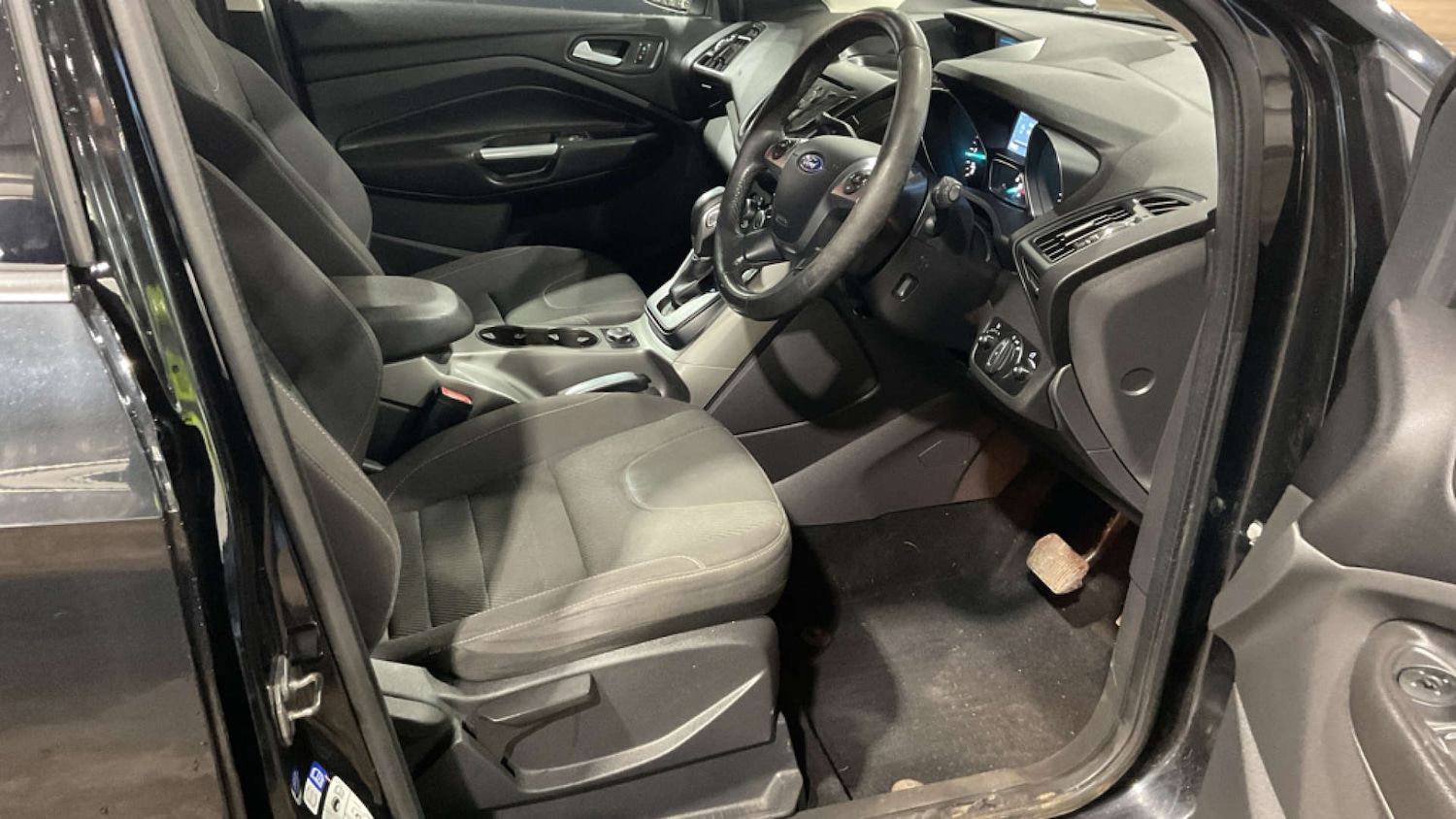 Used Ford Kuga 2015 for sale - 78108358: Photo 9