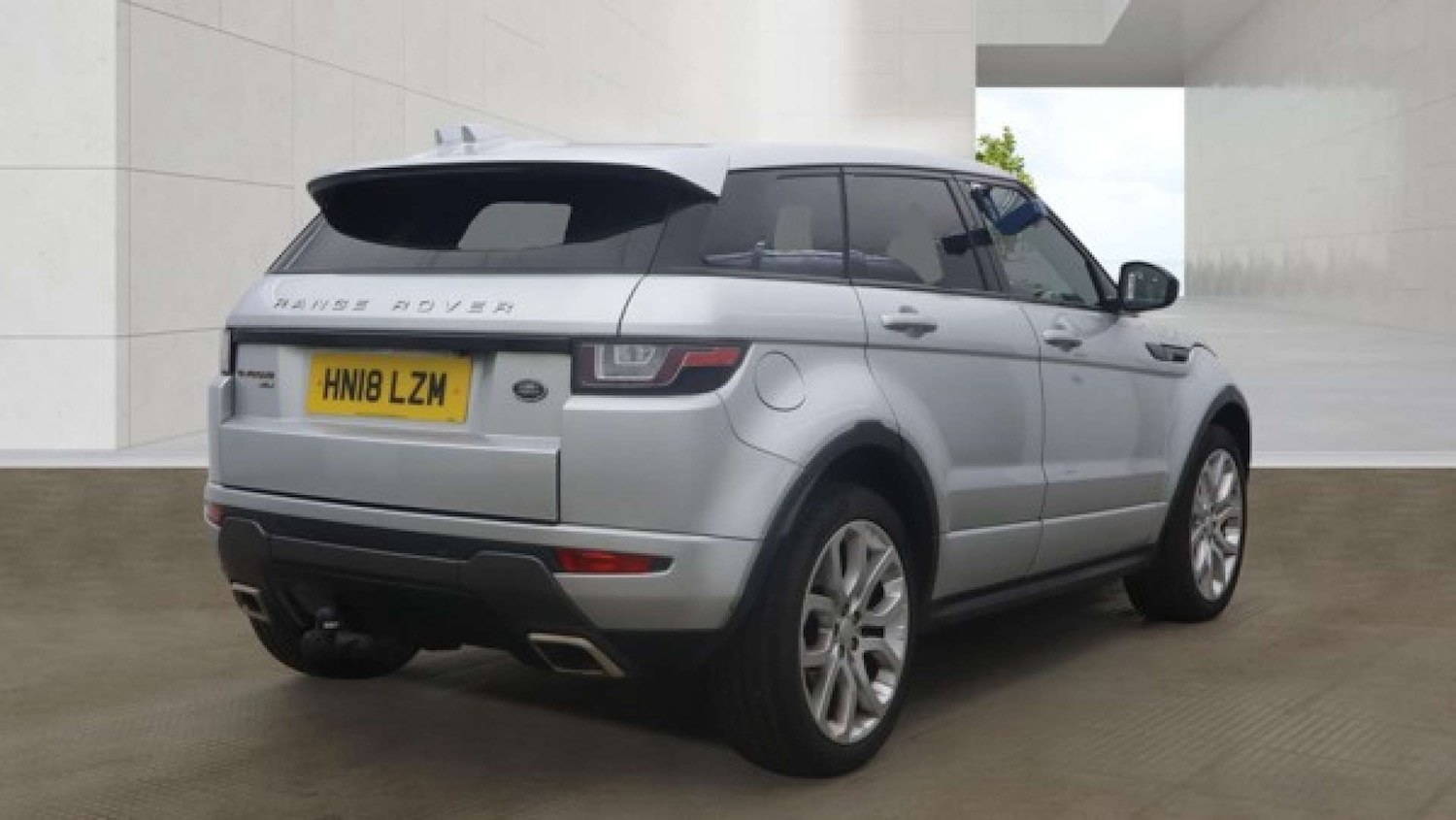 Used Land Rover Range Rover Evoque 2018 for sale - 78125411: Photo 4