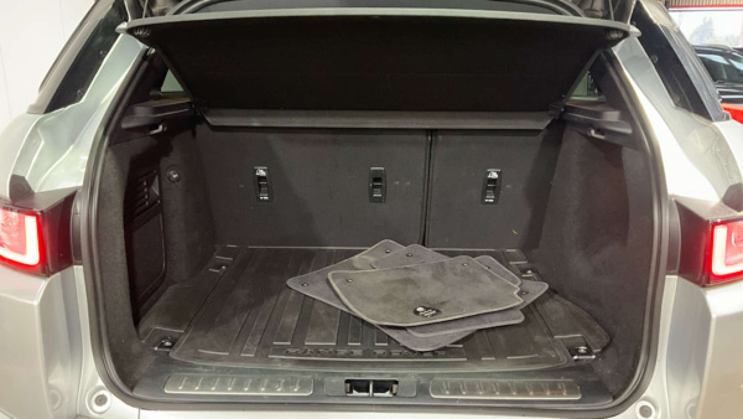 Used Land Rover Range Rover Evoque 2018 for sale - 78125411: Photo 7