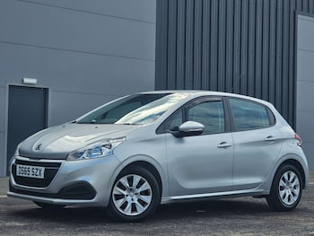 Used Peugeot 208 2015 for sale - 76181550: Photo 3