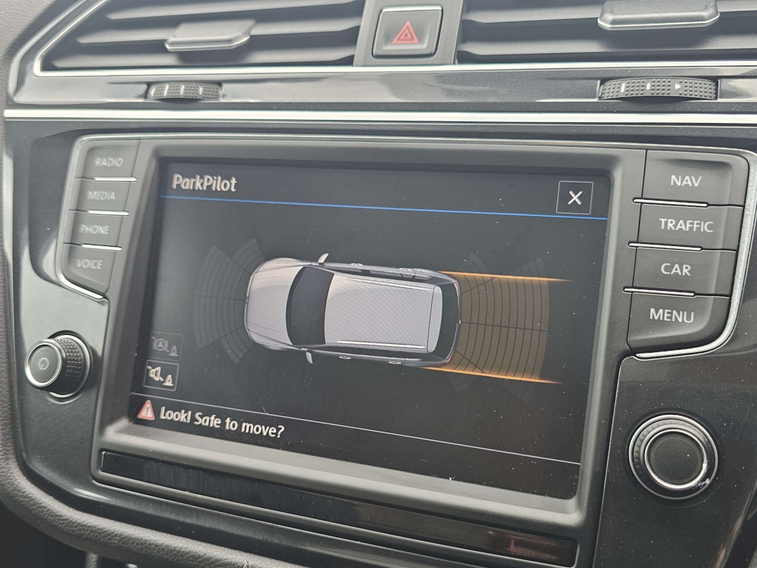 Used Volkswagen Tiguan 2017 for sale - 76322875: Photo 30