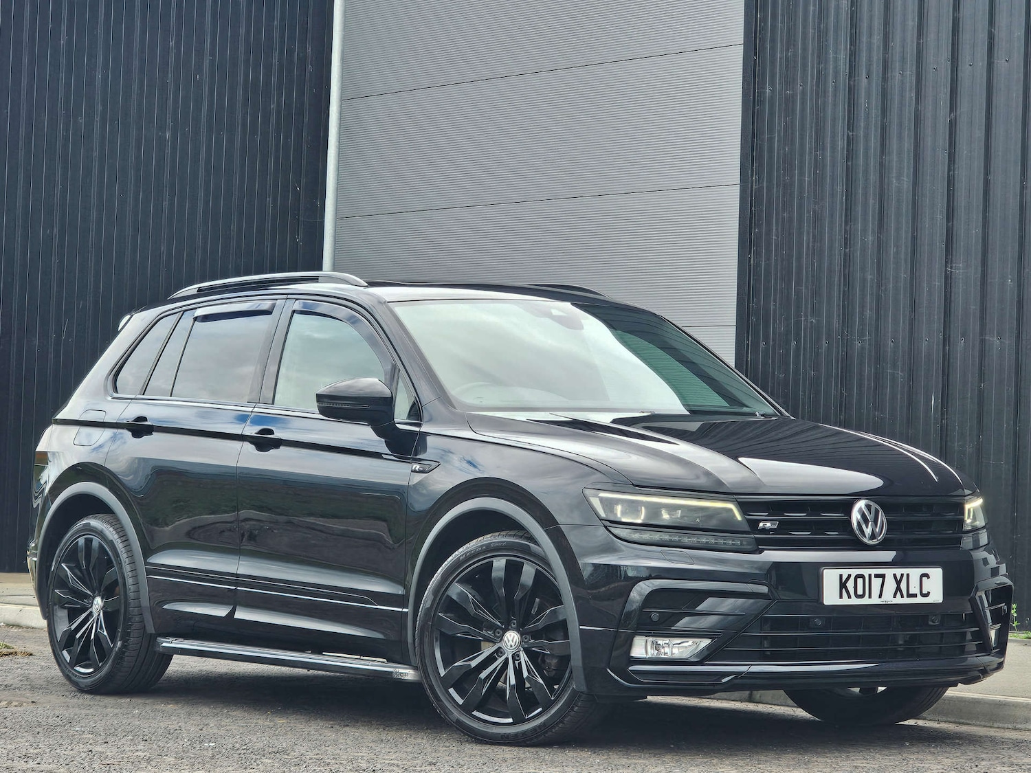 Used Volkswagen Tiguan 2017 for sale - 76322875: Photo 31