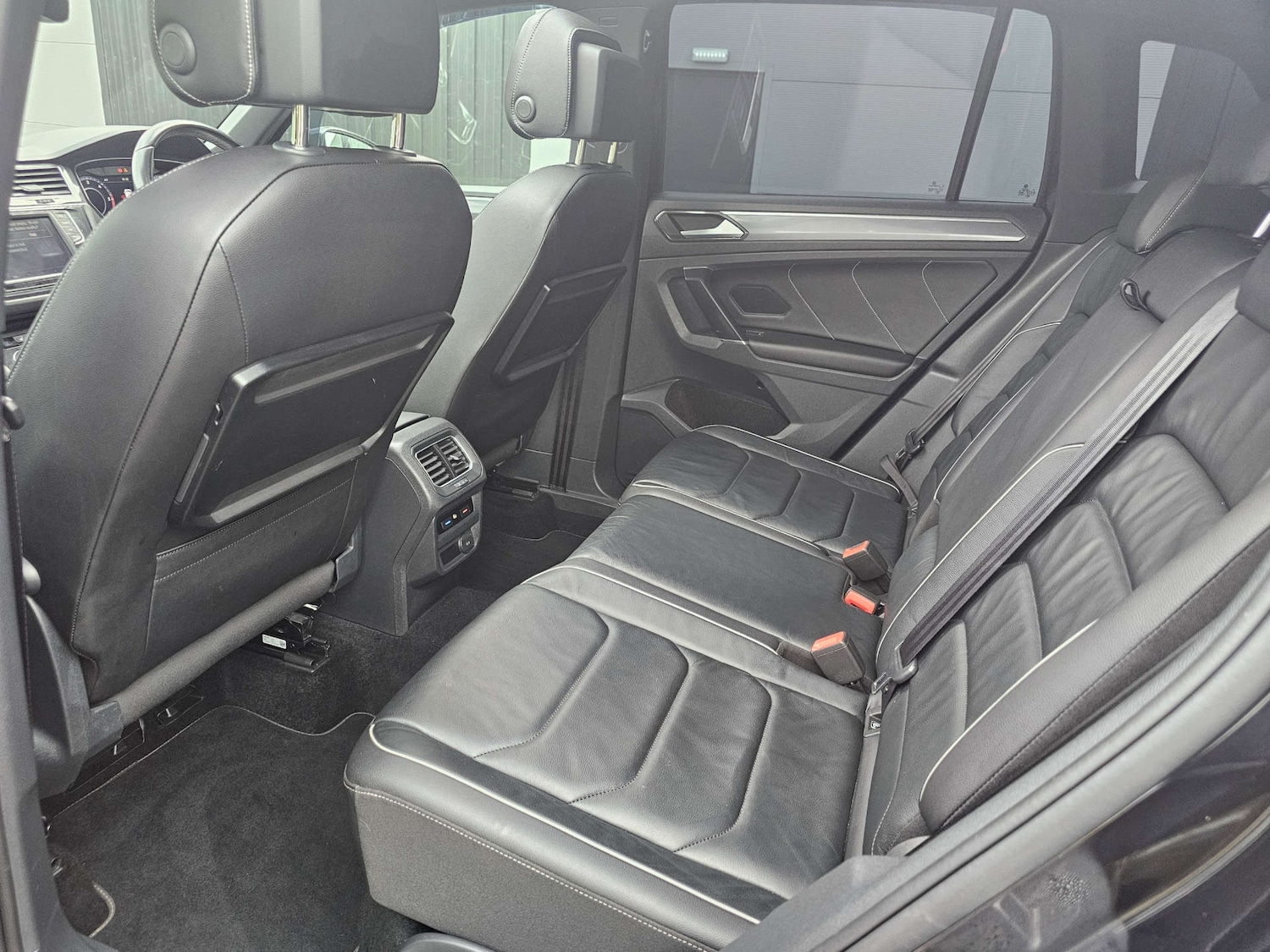 Used Volkswagen Tiguan 2017 for sale - 76322875: Photo 9