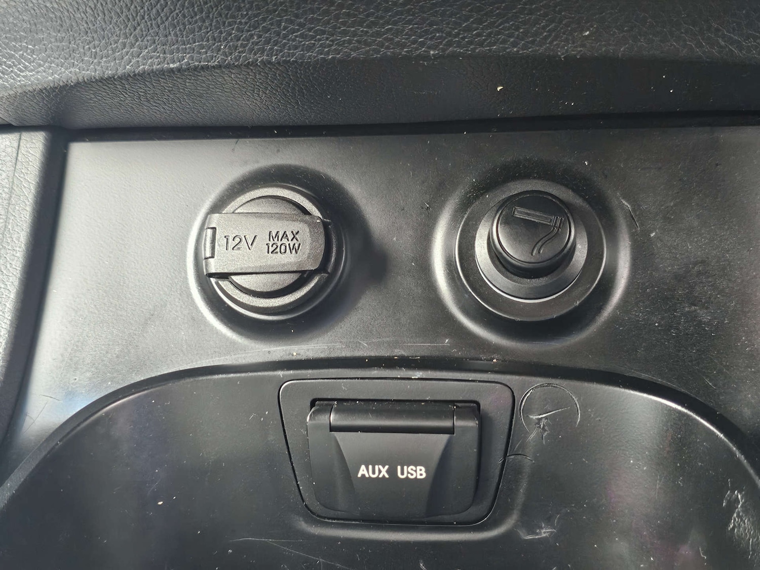 Used Hyundai Santa Fe 2014 for sale - 78179625: Photo 14