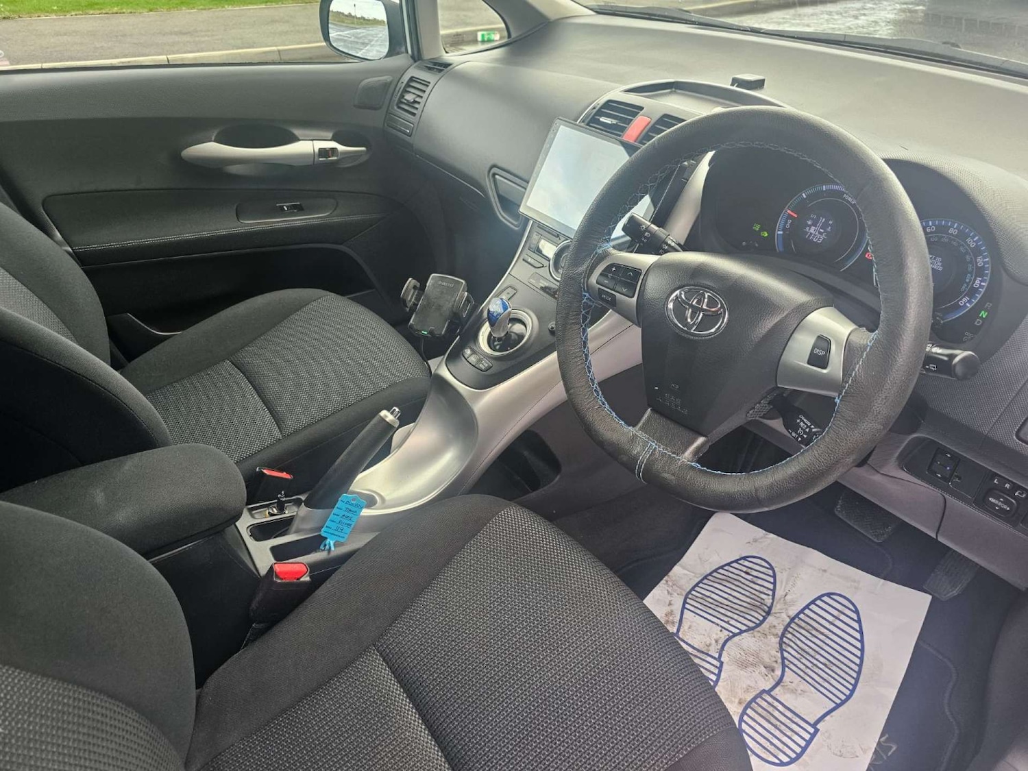 Used Toyota Auris 2011 for sale - 77234091: Photo 12