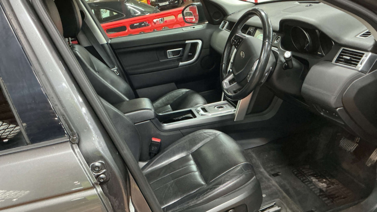 Used Land Rover Discovery Sport 2017 for sale - 77818730: Photo 14