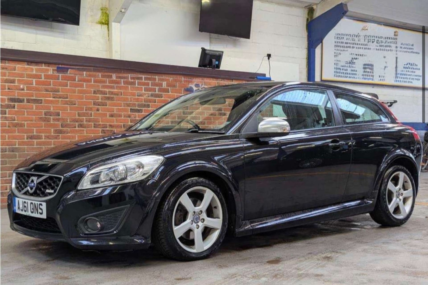 Used Volvo C30 2012 for sale - 77355571: Photo 1