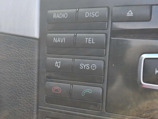 Used Mercedes-Benz E-Class 2012 for sale - 75330584: Photo 16