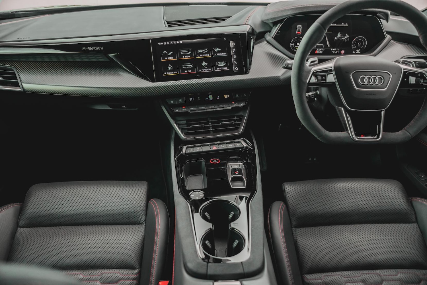 Used Audi RS e-tron GT 2022 for sale - 77650006: Photo 11