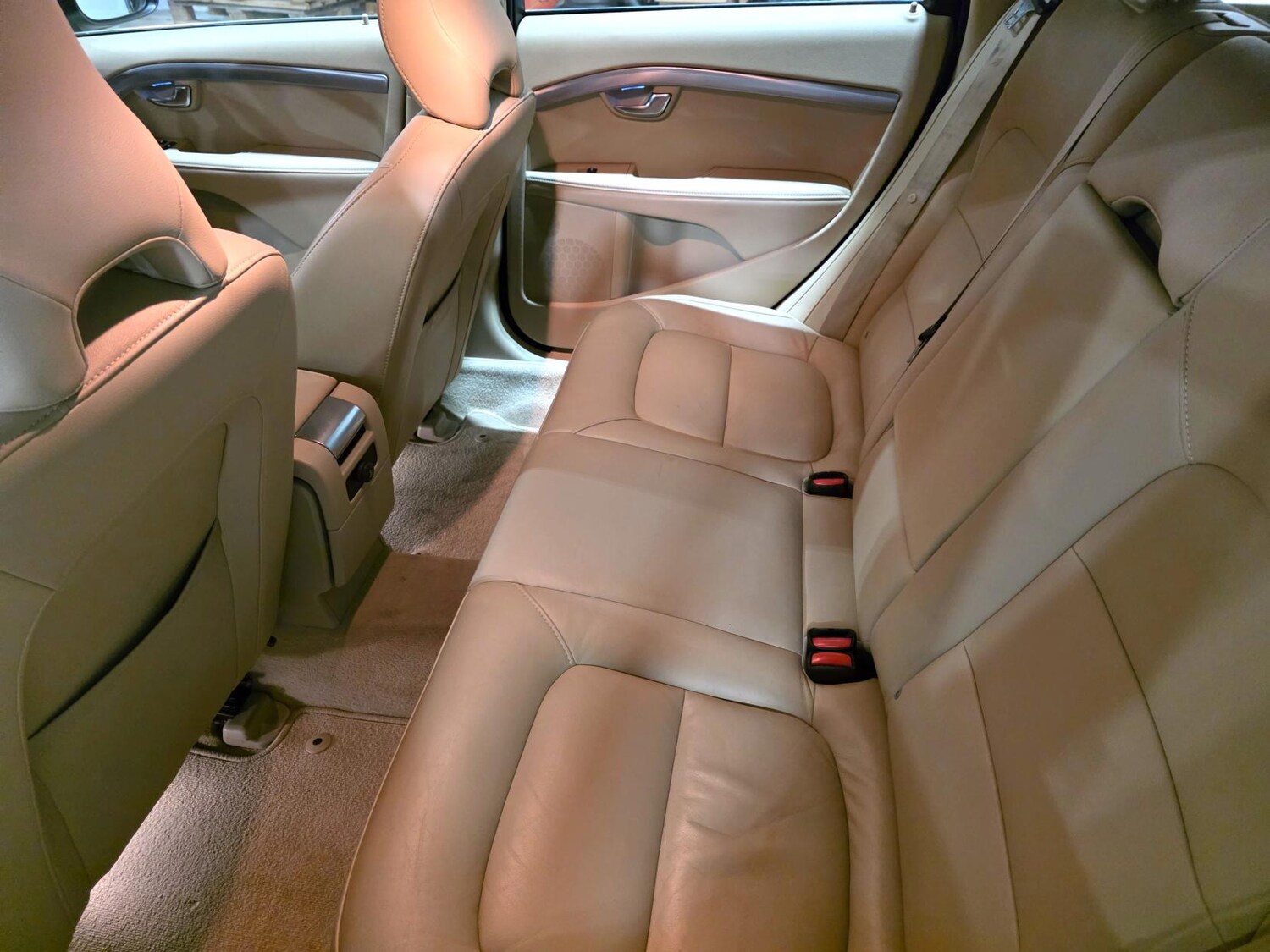 Used Volvo V70 2015 for sale - 77649998: Photo 20