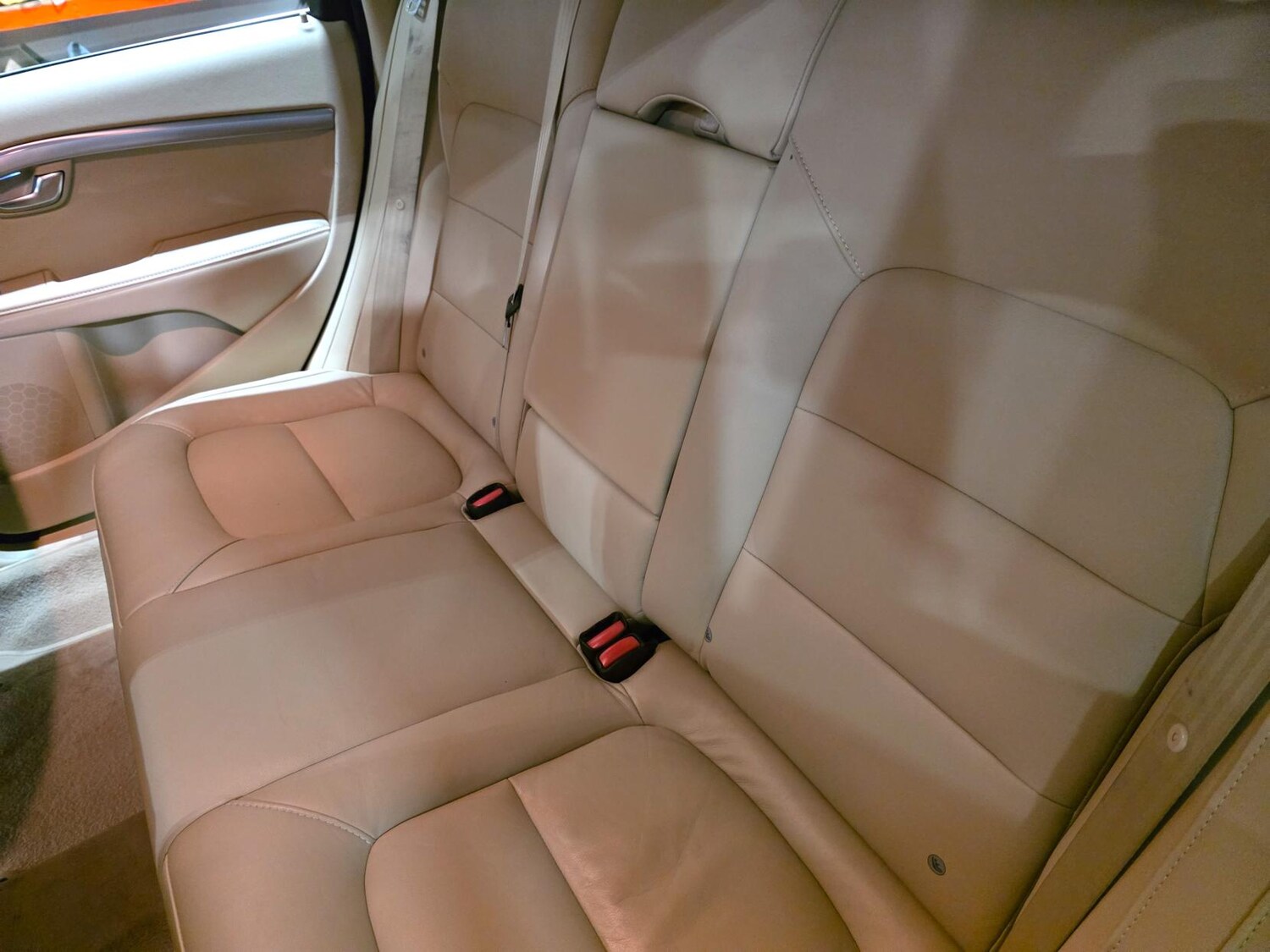 Used Volvo V70 2015 for sale - 77649998: Photo 21