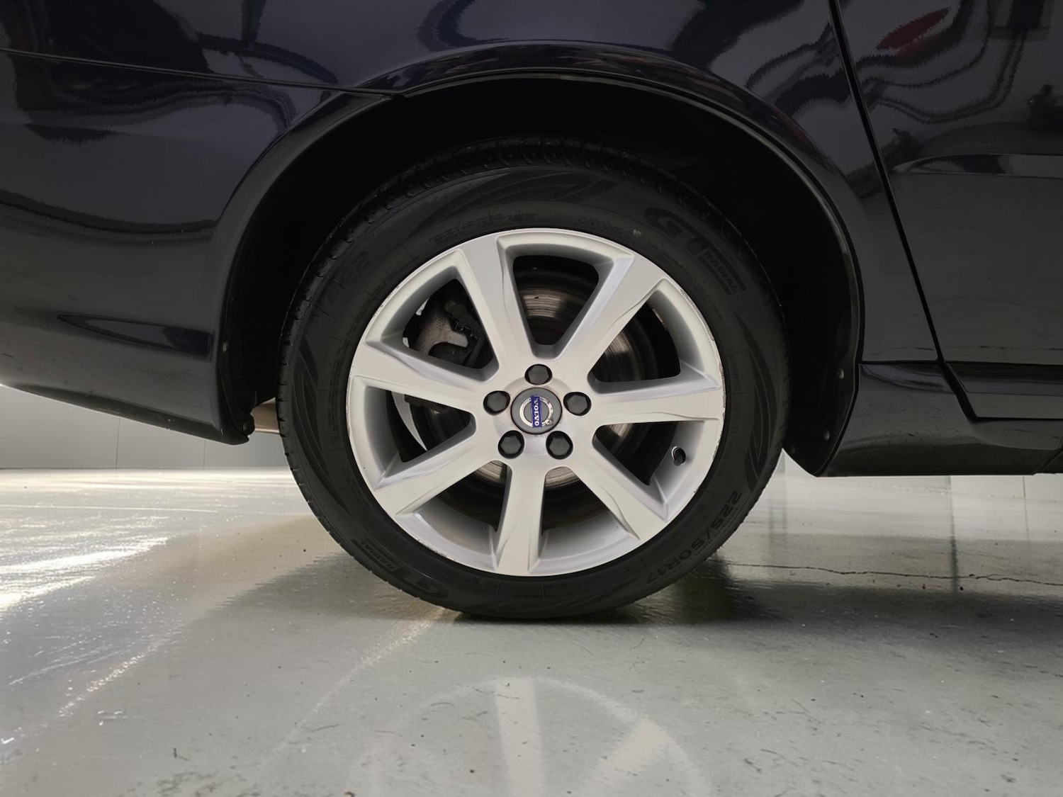 Used Volvo V70 2015 for sale - 77649998: Photo 33