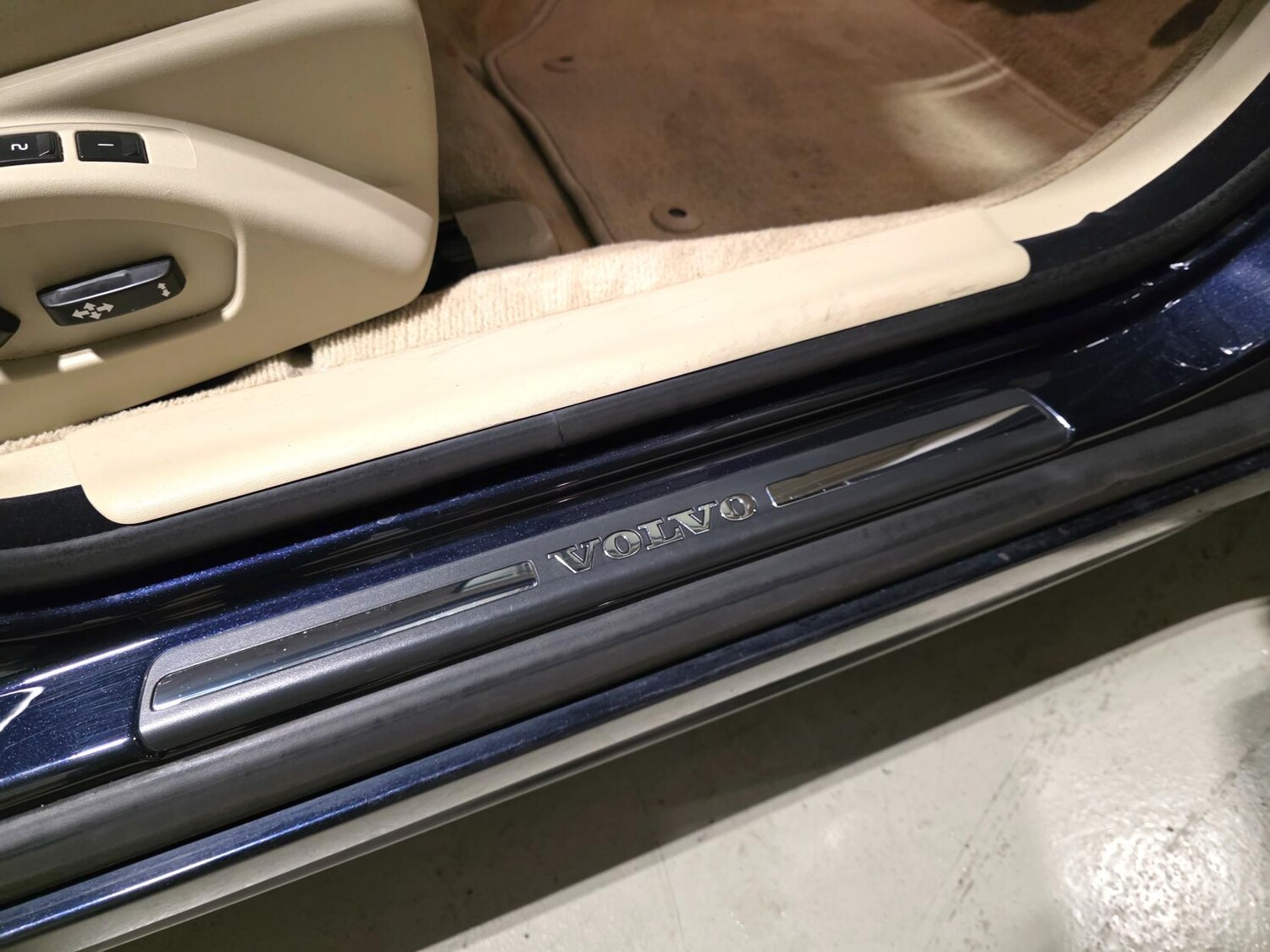 Used Volvo V70 2015 for sale - 77649998: Photo 6