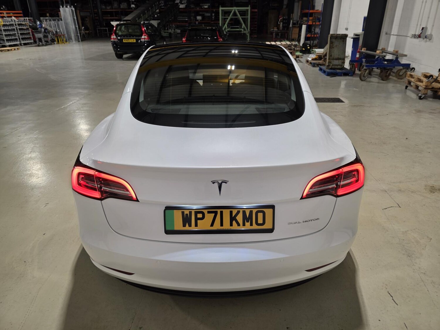 Used Tesla Model 3 2021 for sale - 77650000: Photo 32