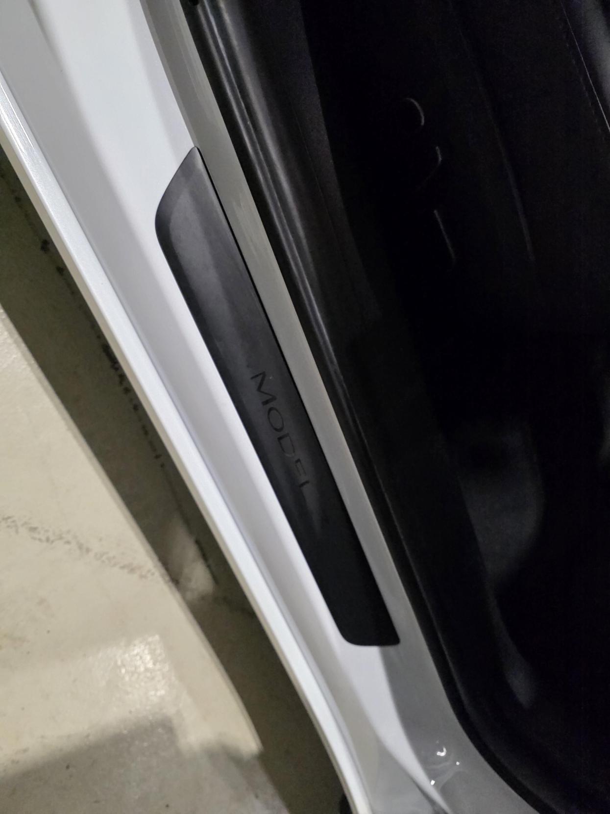 Used Tesla Model 3 2021 for sale - 77650000: Photo 39