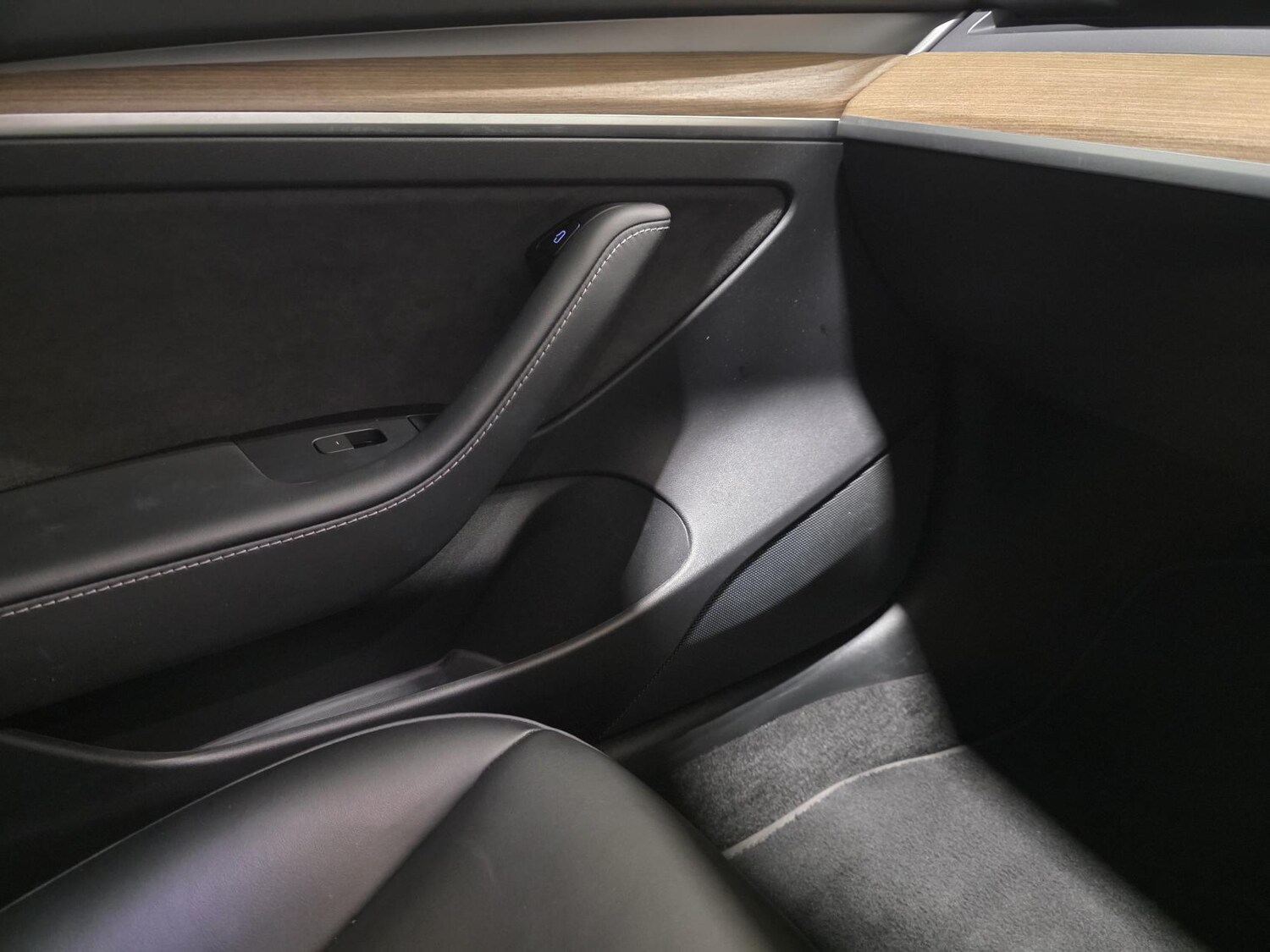 Used Tesla Model 3 2021 for sale - 77650000: Photo 55