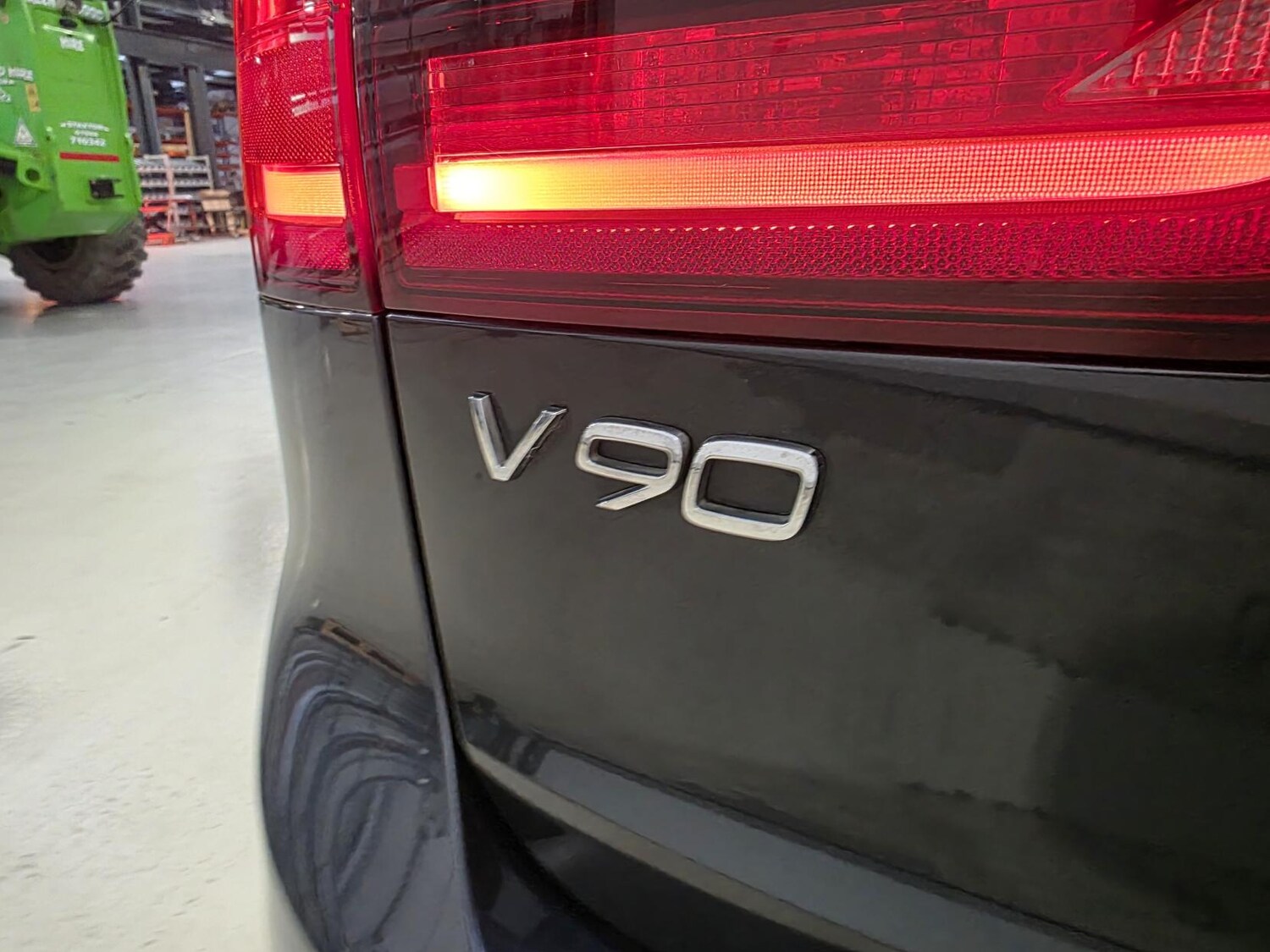 Used Volvo V90 2020 for sale - 77650003: Photo 32