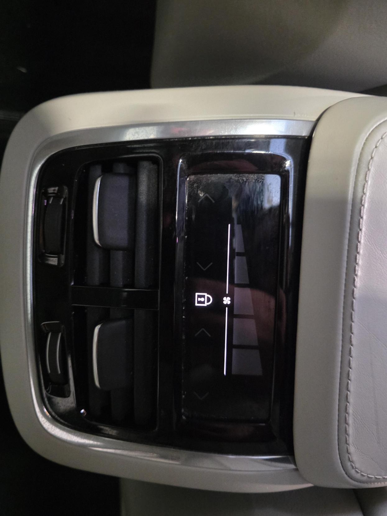 Used Volvo V90 2020 for sale - 77650003: Photo 38