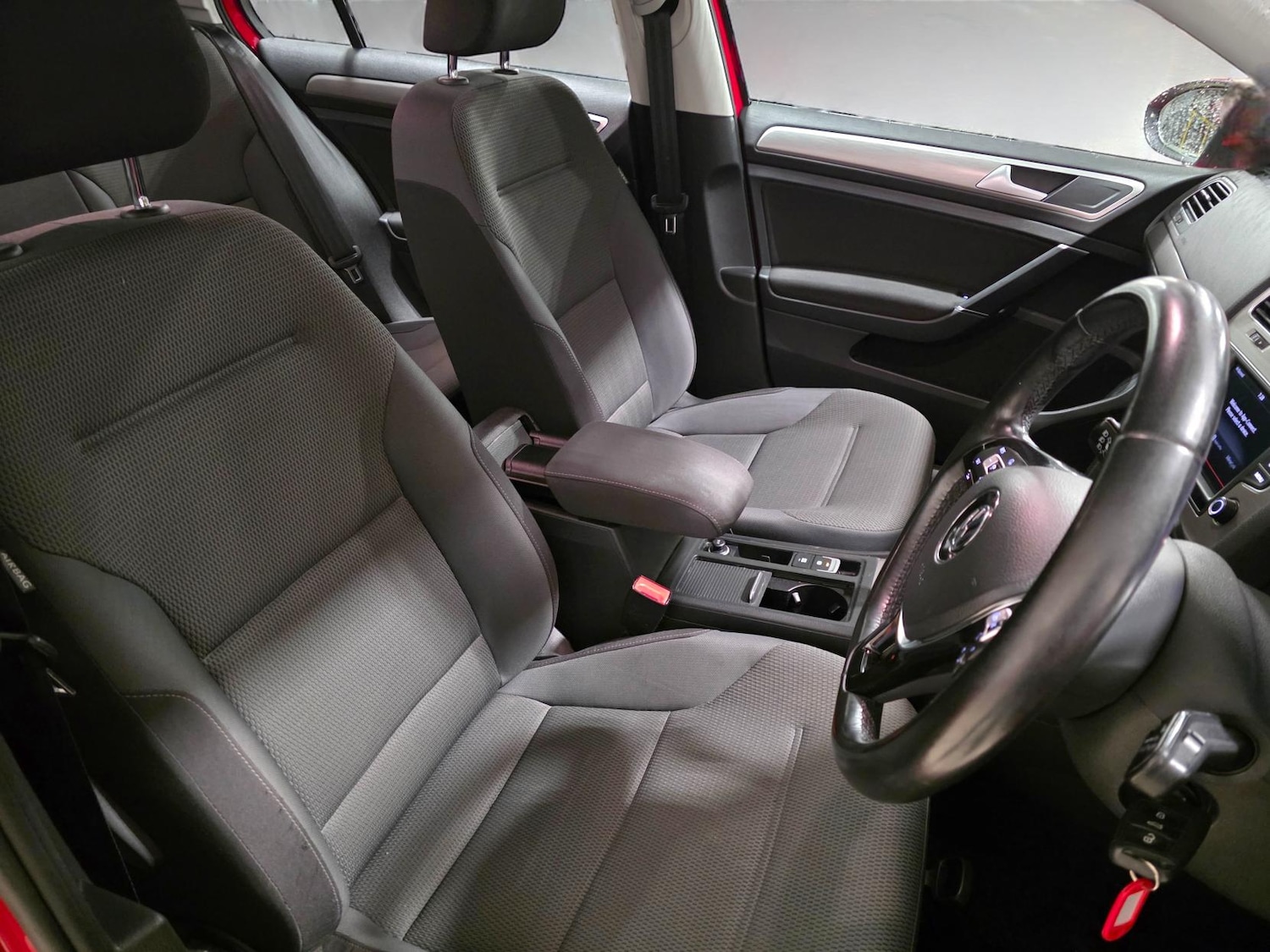 Used Volkswagen Golf 2016 for sale - 77650010: Photo 15