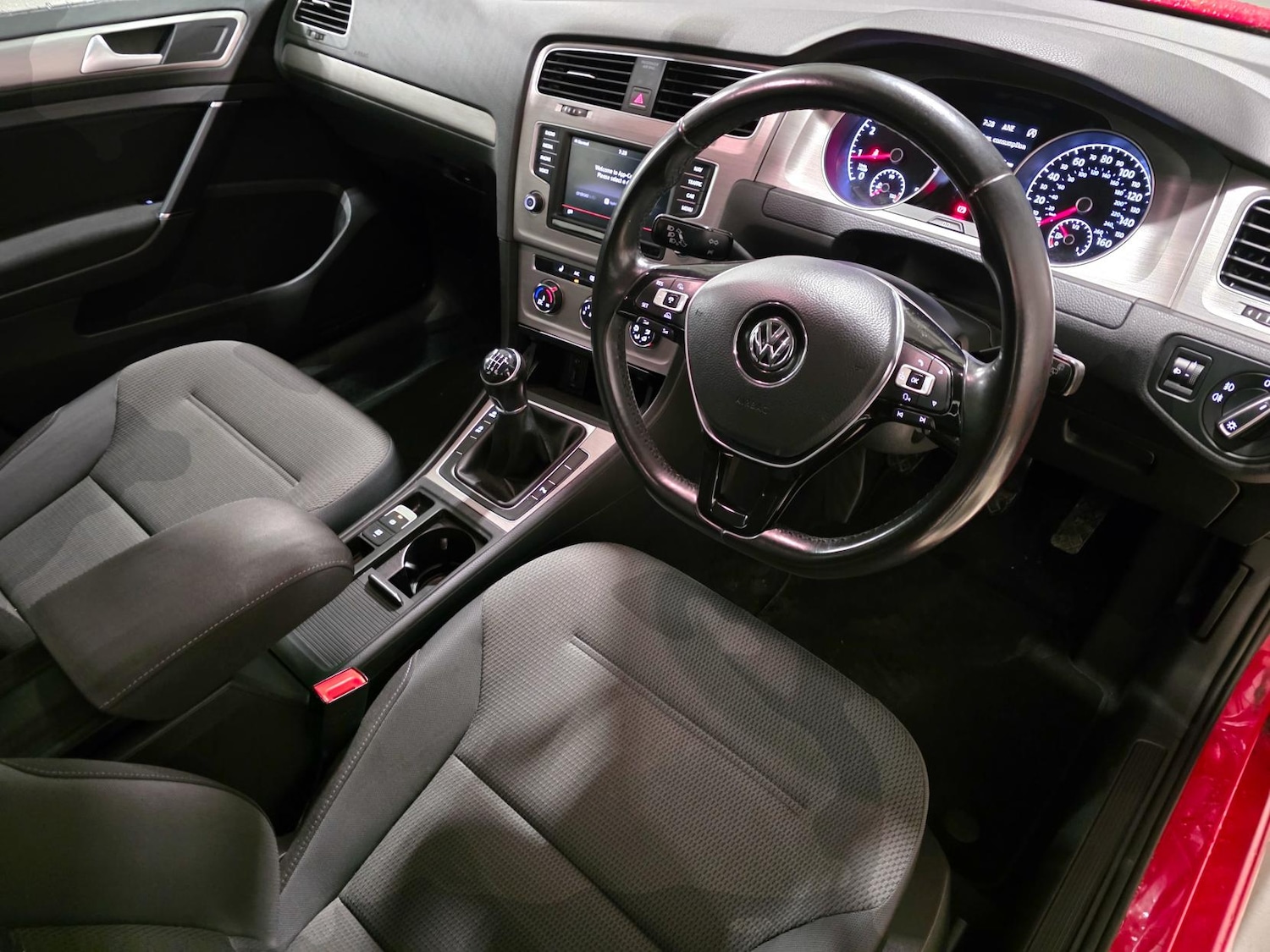 Used Volkswagen Golf 2016 for sale - 77650010: Photo 16