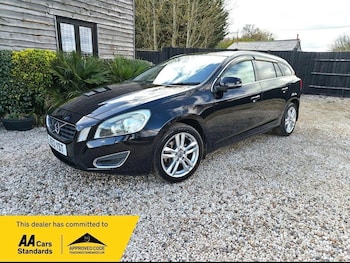 Used Volvo V60 2013 for sale - 78387501: Photo
