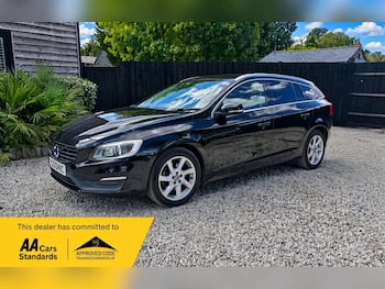 Used Volvo V60 2016 for sale - 79717879: Photo