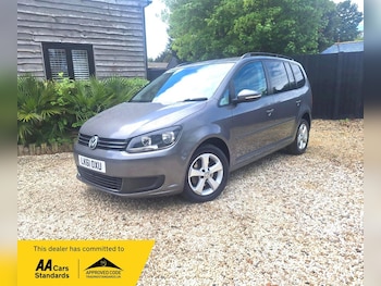 Used Volkswagen Touran 2013 for sale - 78783520: Photo