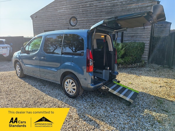 Used Peugeot Partner Tepee 2014 for sale - 76149719: Photo 1
