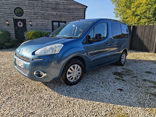 Used Peugeot Partner Tepee 2014 for sale - 76149719: Photo 4