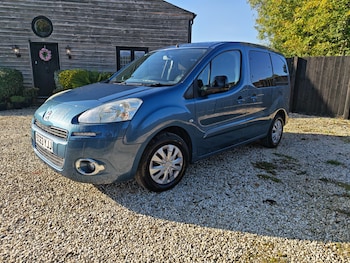 Used Peugeot Partner Tepee 2014 for sale - 76149719: Photo 4