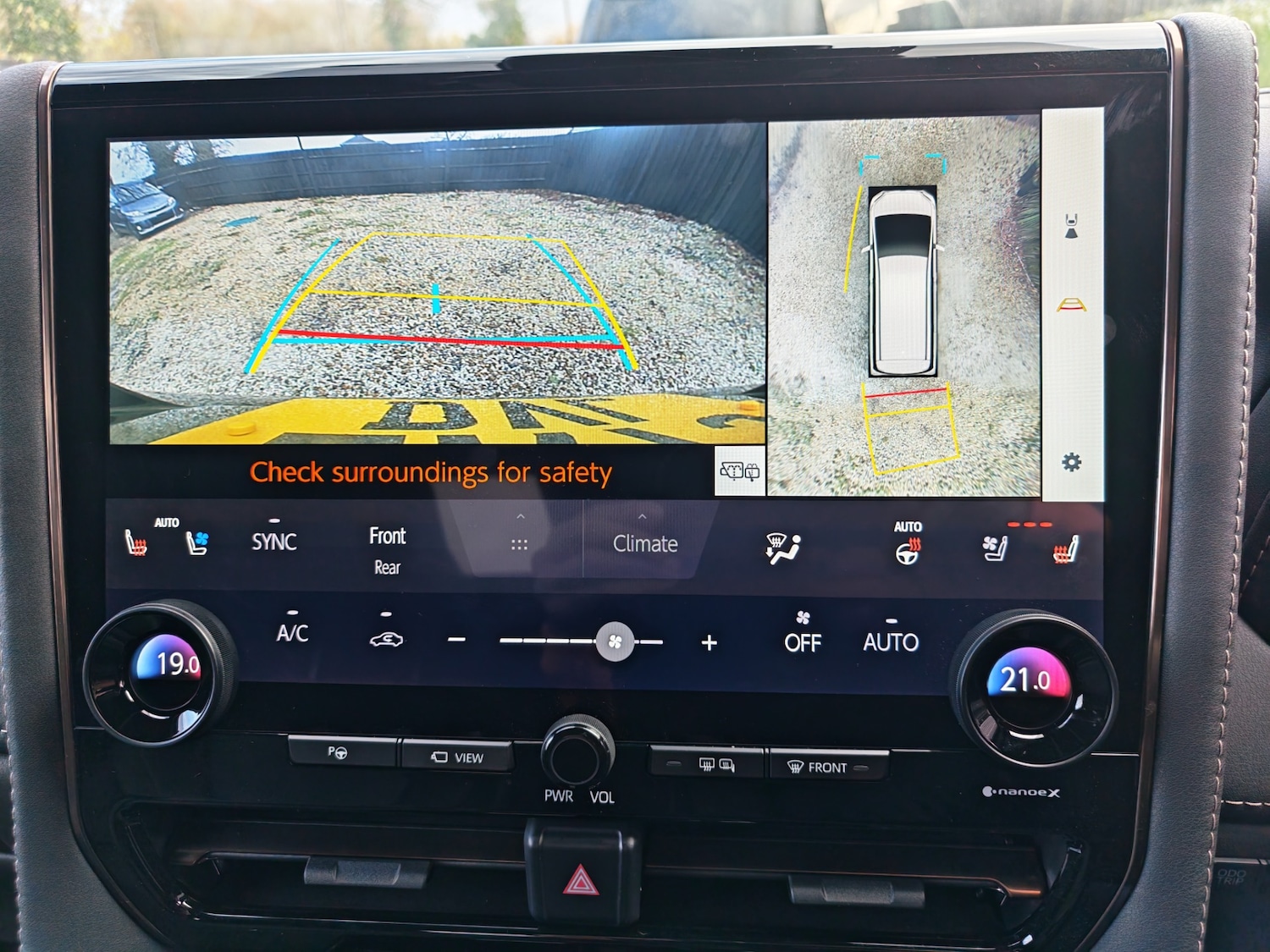 Used Toyota Alphard 2024 for sale - 76845624: Photo 11