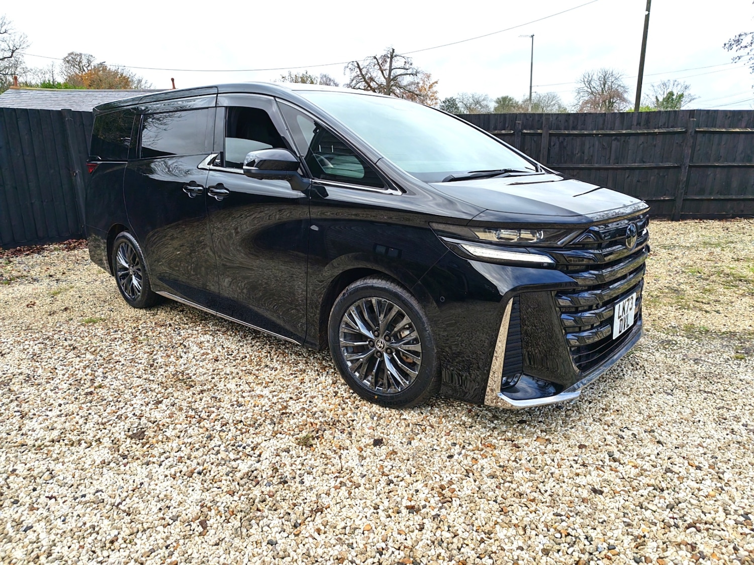 Used Toyota Alphard 2024 for sale - 76845624: Photo 14