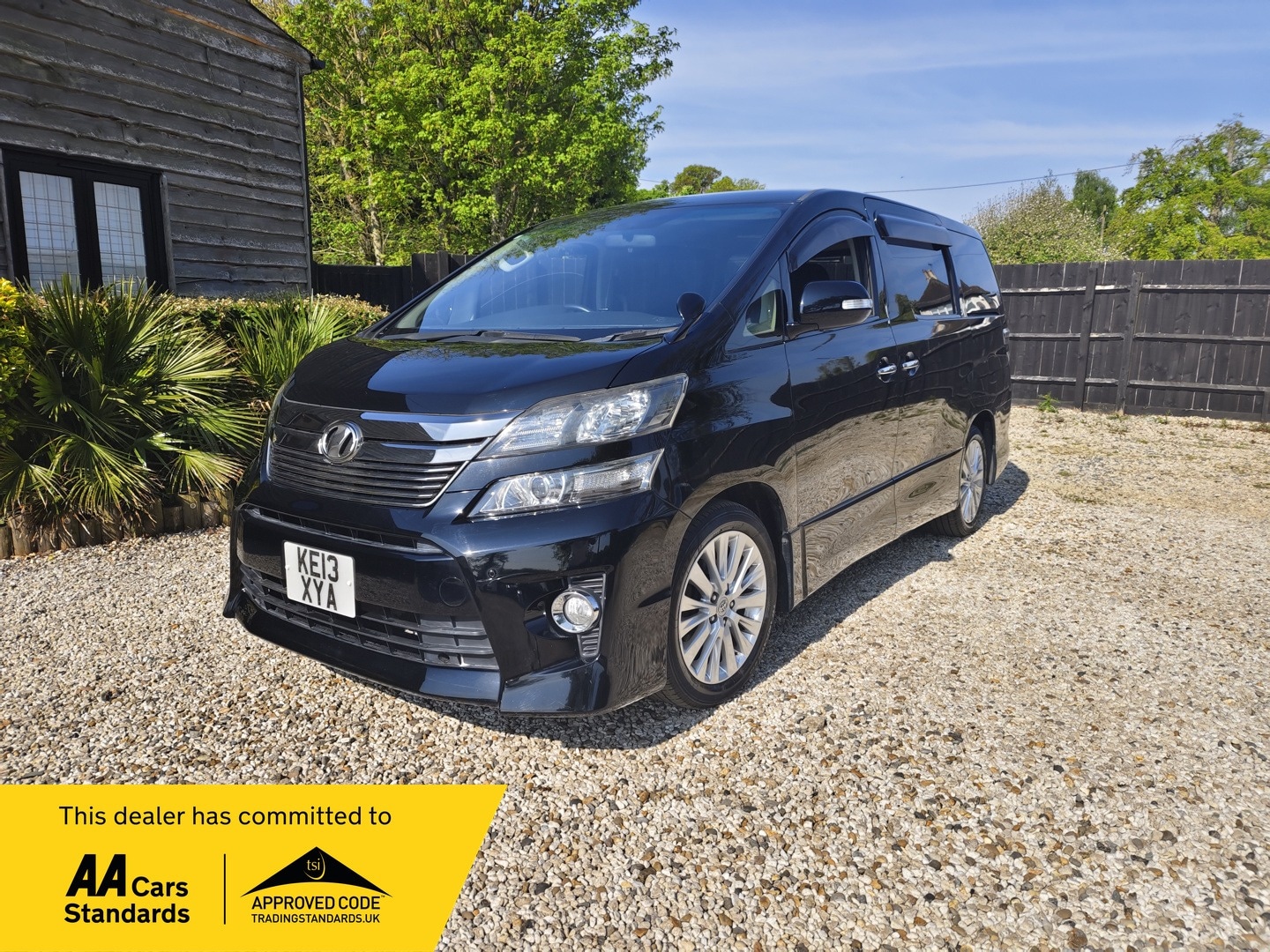 Used Toyota Alphard 2013 for sale - 74140099: Photo 1