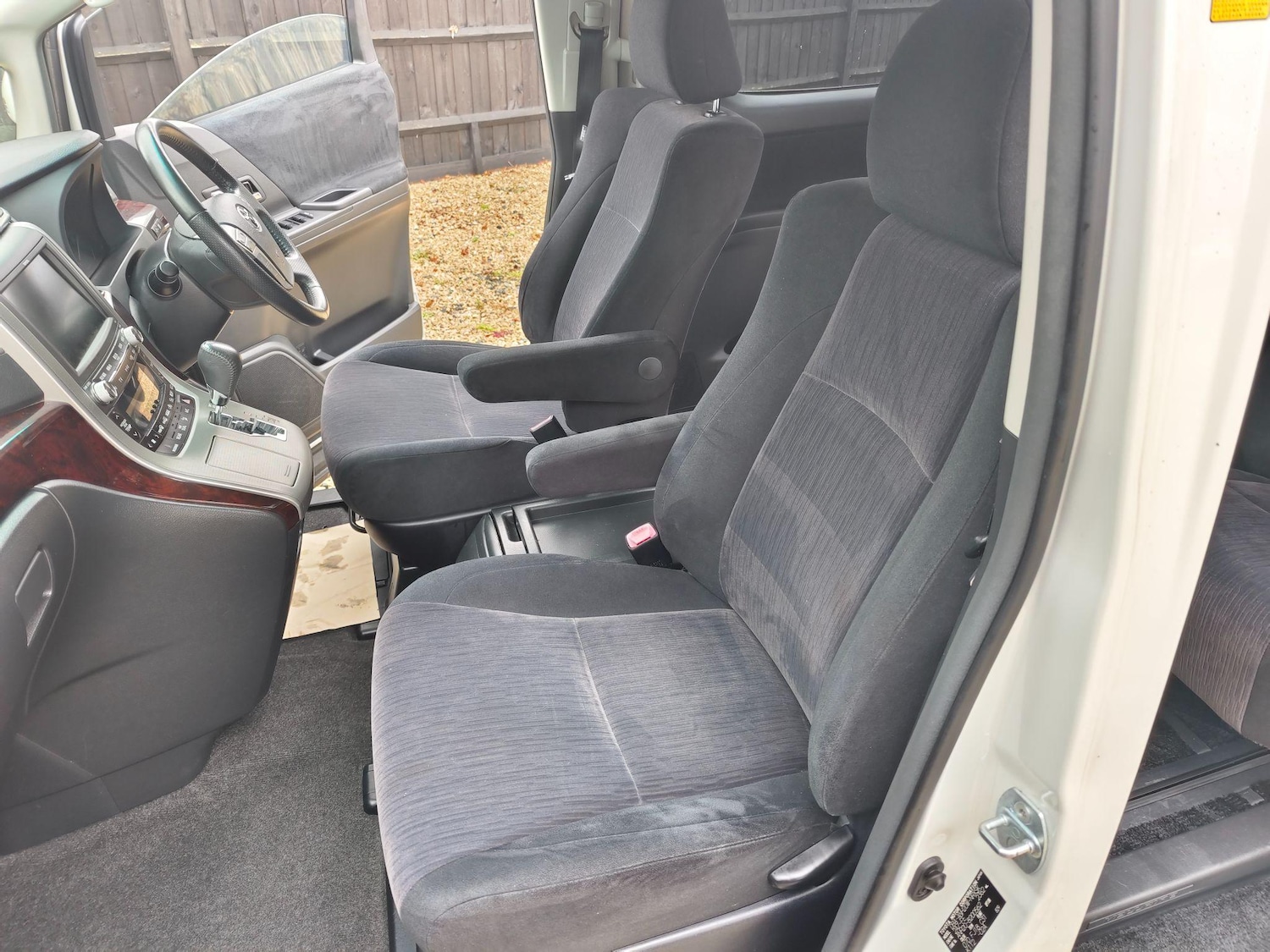 Used Toyota Alphard 2013 for sale - 74140099: Photo 17