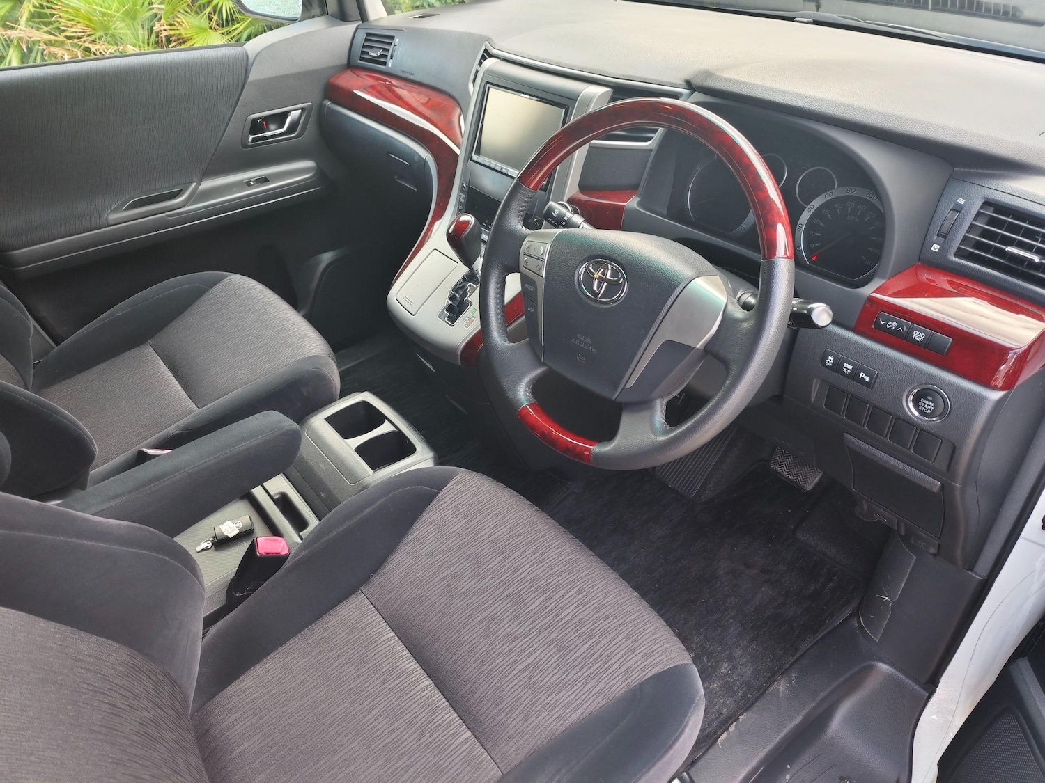 Used Toyota Alphard 2013 for sale - 74140099: Photo 22