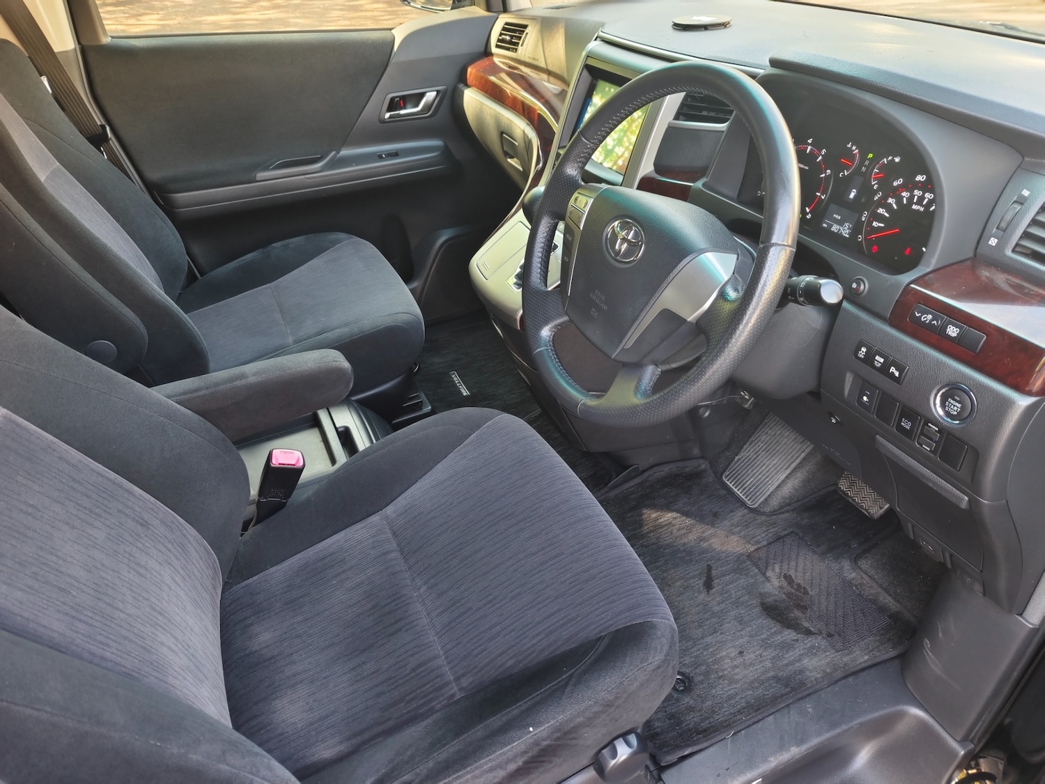 Used Toyota Alphard 2013 for sale - 74140099: Photo 29