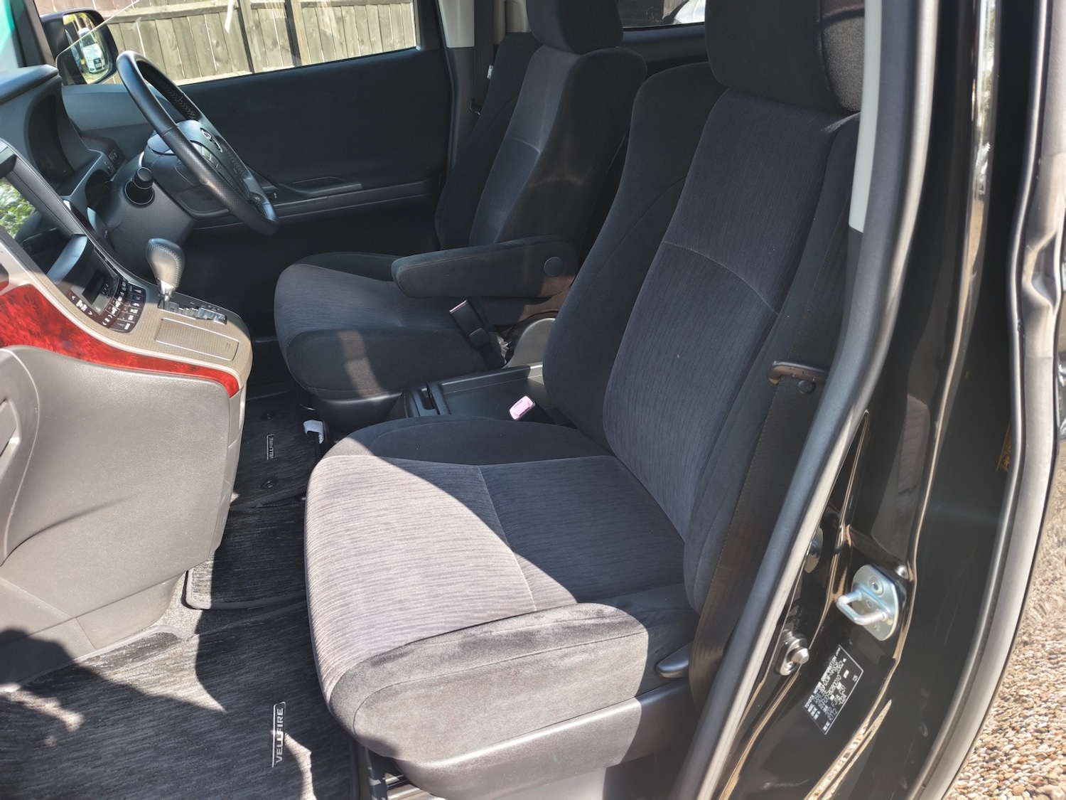 Used Toyota Alphard 2013 for sale - 74140099: Photo 30