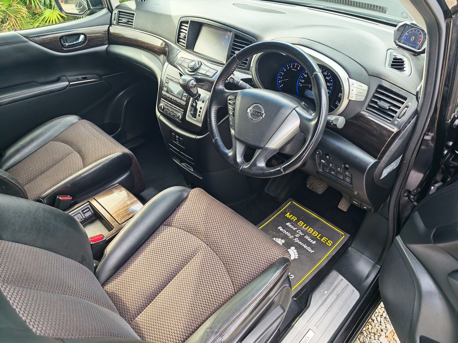 Used Nissan Elgrand 2013 for sale - 75653170: Photo 7