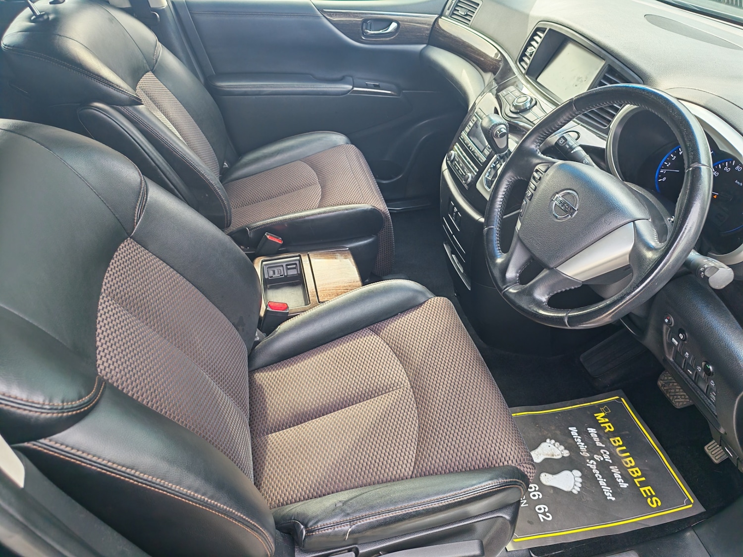 Used Nissan Elgrand 2013 for sale - 75653170: Photo 8